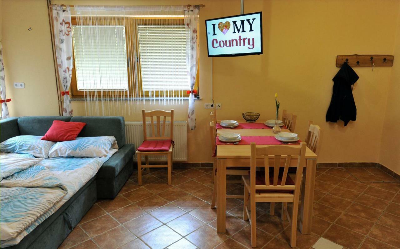 Blejska Dobrava Apartma Marjetica מראה חיצוני תמונה